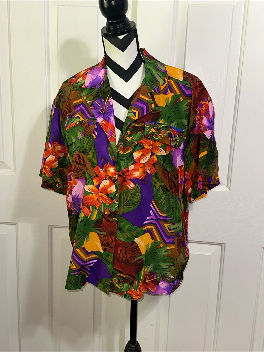Pat Argenti Vintage Silk Tropical Print Short-Sleeve Blouse